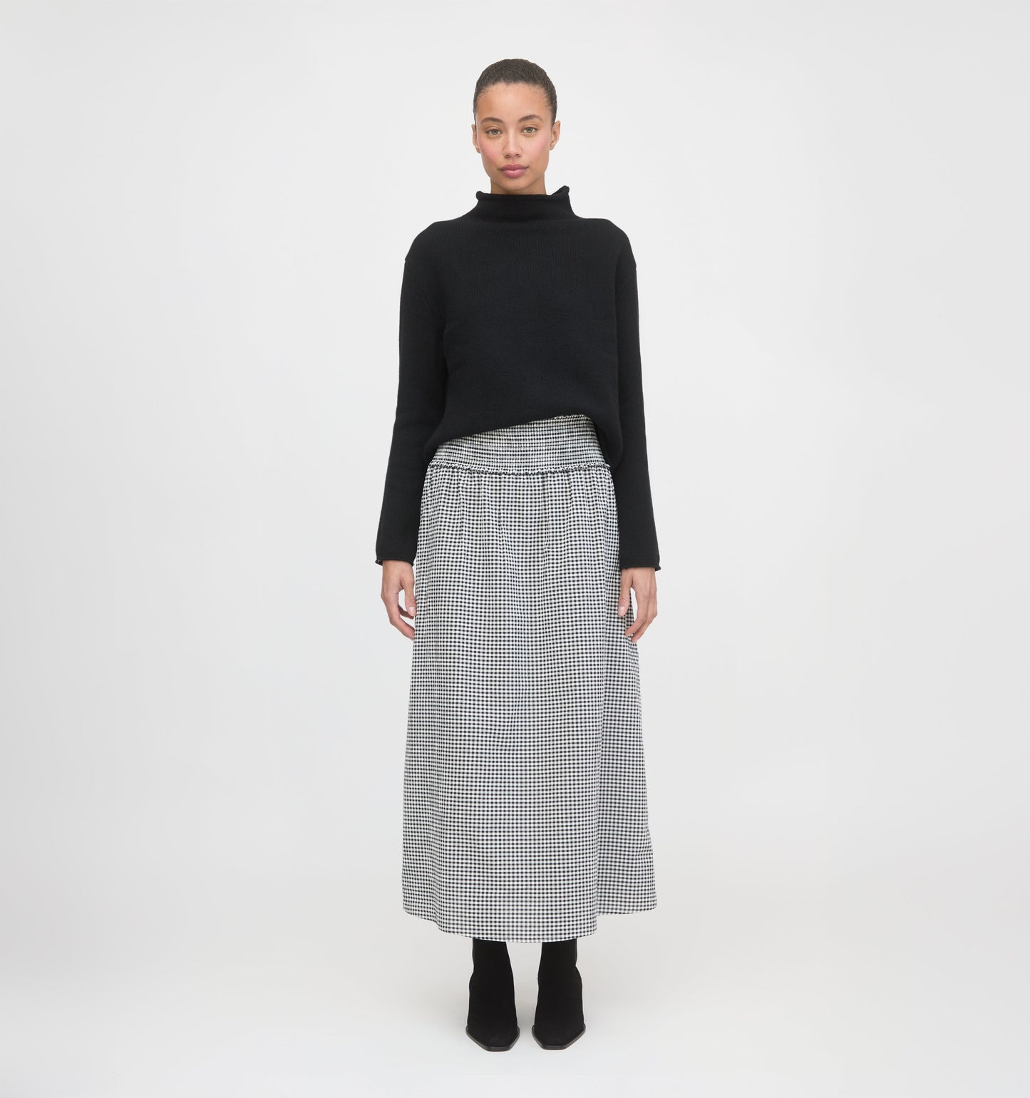The Delphine Nap Skirt - Black/Sand Gingham