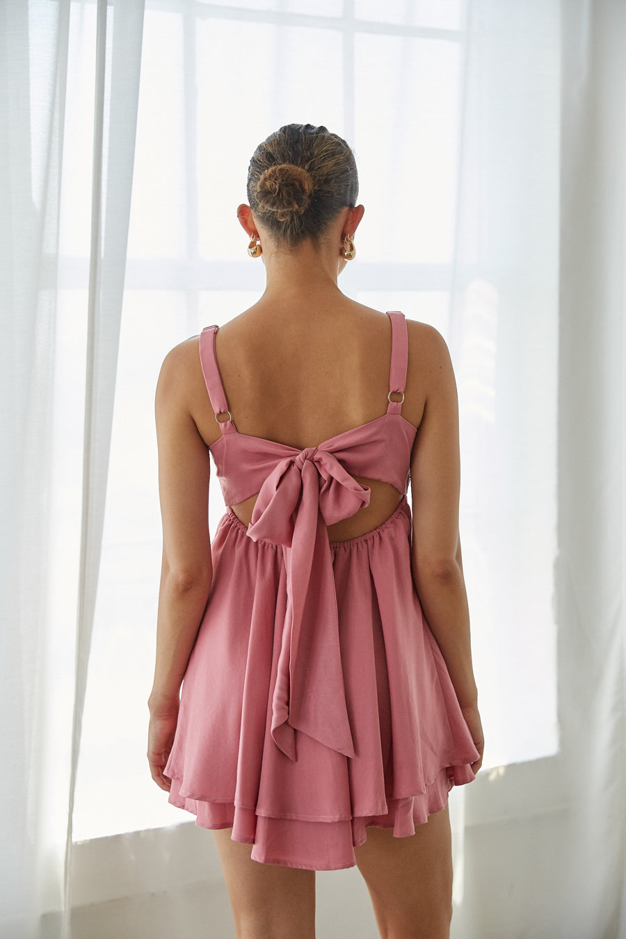 Suki Twist Babydoll Mini Dress